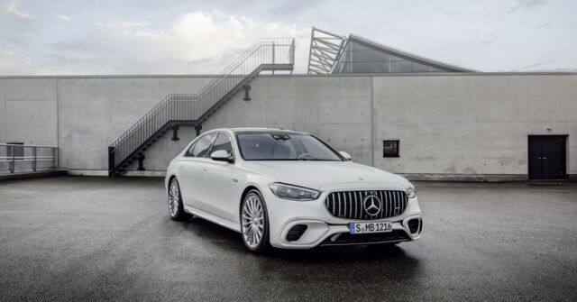 Trieda S z dielne Mercedes-AMG: dokonalá syntéza komfortu a dynamiky s modelom E PERFORMANCE 💥